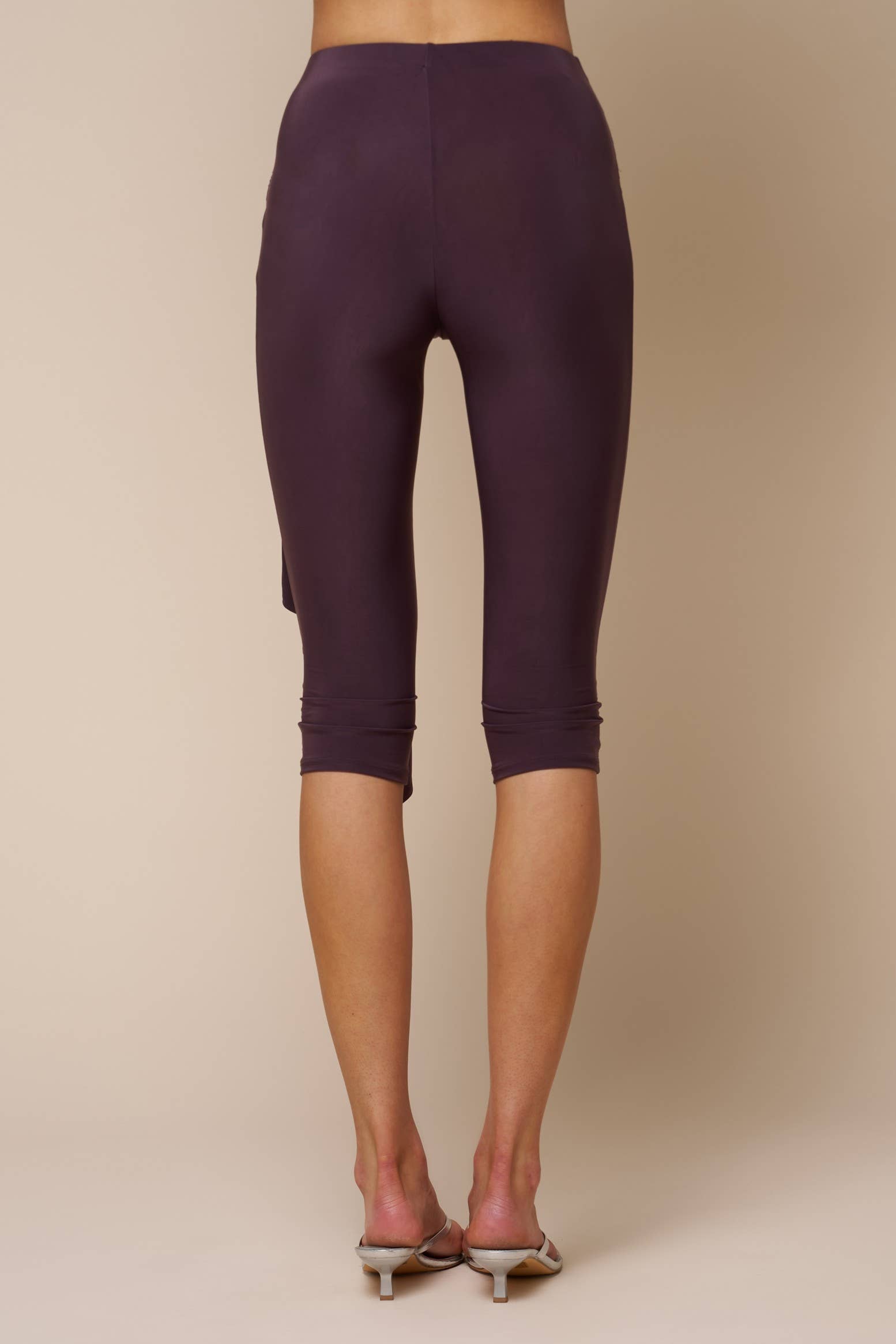 Front Tie Belt Capri Pants