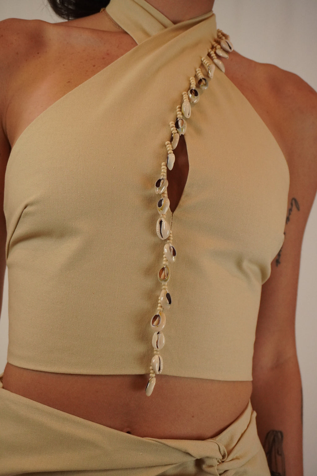 Halter Shell Set