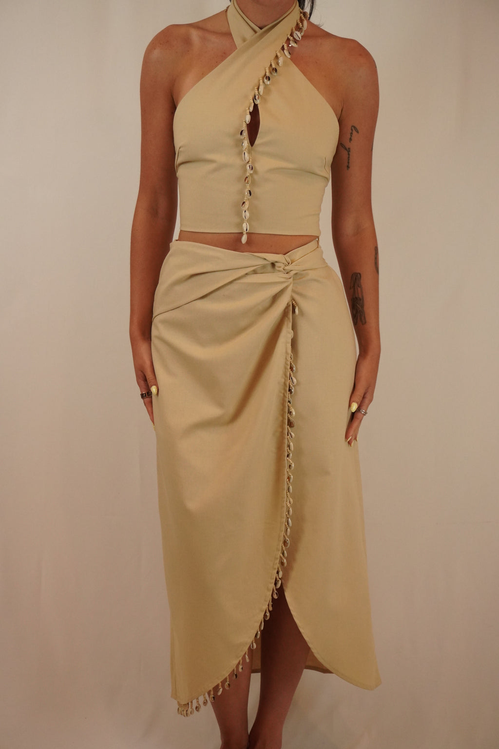 Halter Shell Set